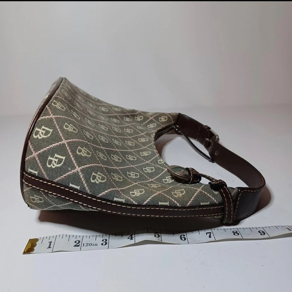 Dooney & Bourke canvas handbag Classic Print *Flaws read description* - Picture 11 of 12